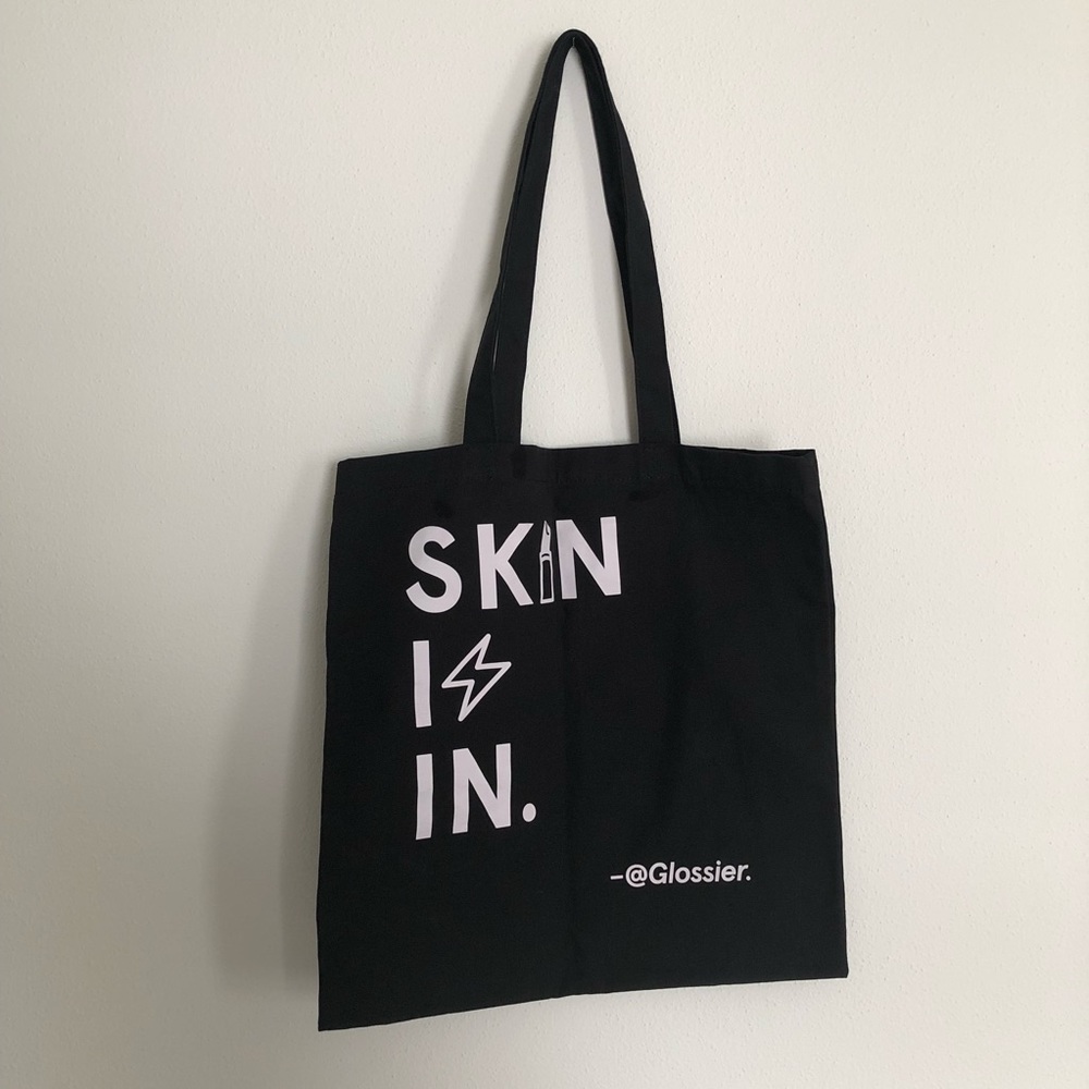 ⚡️3/$15⚡️Glossier Tote